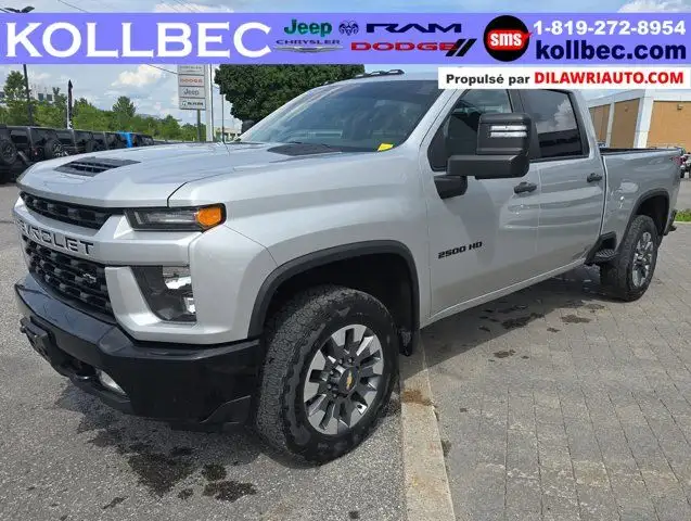 2022 Chevrolet Silverado 2500HD Custom in Cars & Trucks in Gatineau - Image 2