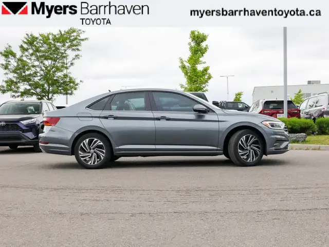 2019 Volkswagen Jetta Execline Auto - $191 B/W dans Autos et camions dans Ottawa - Image 3