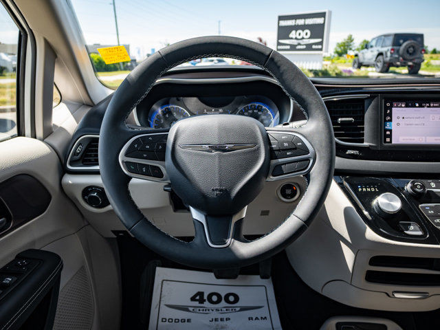 2023 Chrysler Grand Caravan SXT in Cars & Trucks in Barrie - Image 2
