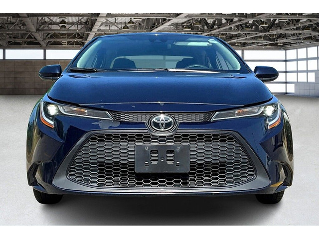 2020 Toyota Corolla LE | Heated Seats | Bluetooth | SafetyTech | in Cars & Trucks in Mississauga / Peel Region - Image 3