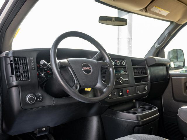 2015 GMC Savana Cargo Van in Cars & Trucks in Barrie - Image 2