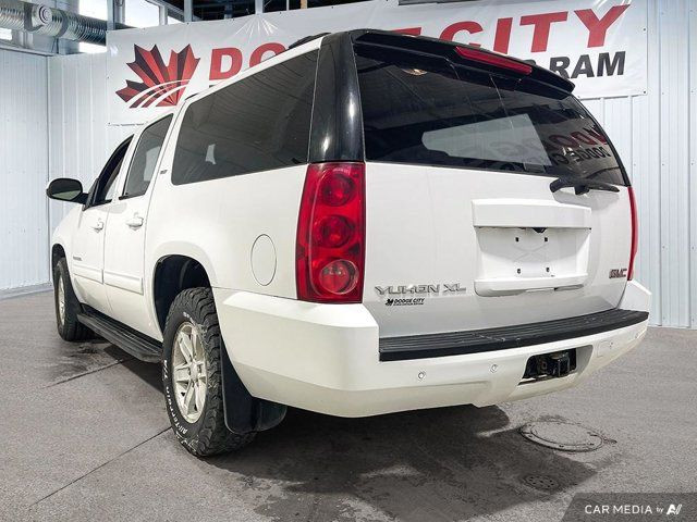 2014 GMC Yukon XL SLT in Cars & Trucks in Saskatoon - Image 4