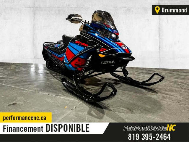 2017 SKI-DOO Renegade Adrenaline 850 E-TEC in Snowmobiles in Drummondville - Image 2