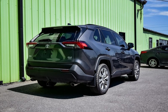 2022 Toyota RAV4 XLE in Cars & Trucks in Ottawa - Image 3