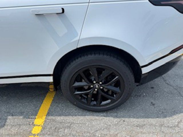 2024 Land Rover Range Rover Velar Dynamic SE in Cars & Trucks in City of Halifax - Image 2