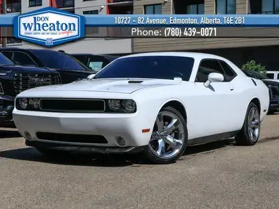 Only 80,124 Kilometers! This Dodge Challenger SXT Plus boasts a Regular Unleaded V-6 3.6 L/220 engin...