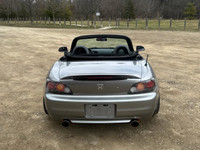 Here's your chance to own a true modern classic – the 2003 Honda S2000. With just 125,000 km on the... (image 5)