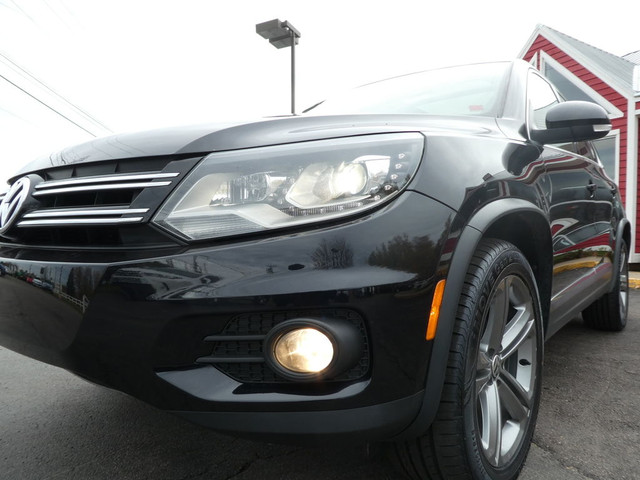  2017 Volkswagen Tiguan AWD, Heated Leather, Sunroof, Nav in Cars & Trucks in Moncton - Image 3