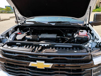 Welcome To Sherwood Park Chevrolet. The #1 Volume Chevrolet Dealer in Canada. This Chevrolet SILVERA... (image 8)