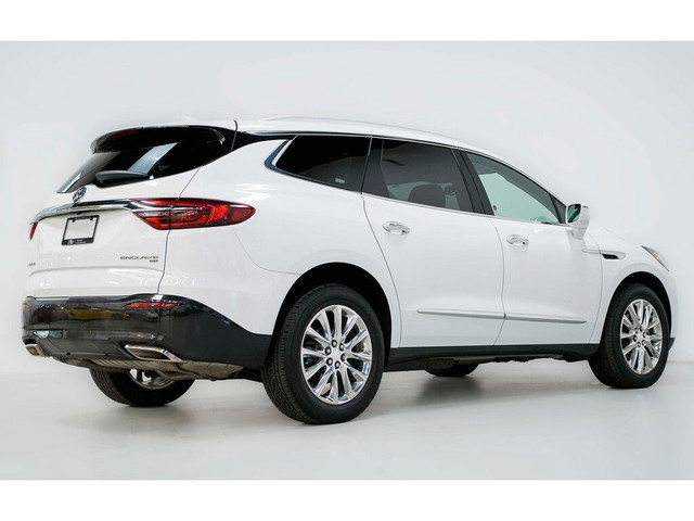  2018 Buick Enclave ESSENCE | 7-PASS | 20 IN WHEELS in Cars & Trucks in Mississauga / Peel Region - Image 3