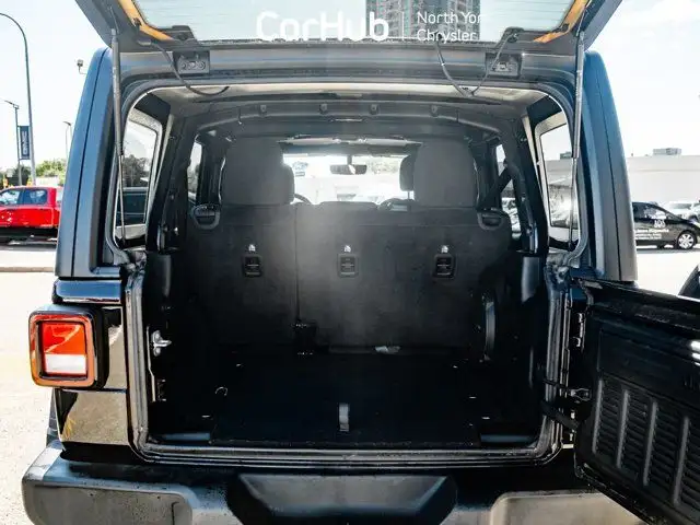2023 Jeep Wrangler Sport Altitude Cold Weather Group Uconnect in Cars & Trucks in City of Toronto - Image 8