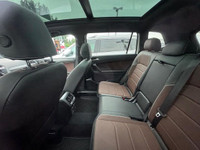 This Volkswagen Tiguan boasts a Intercooled Turbo Regular Unleaded I-4 2.0 L/121 engine powering thi... (image 4)