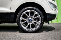Leather Seats, Navigation, Sunroof, Heated Steering Wheel, Heated Seats! 6 LOCATIONS KINGSTON - (613... (image 6)