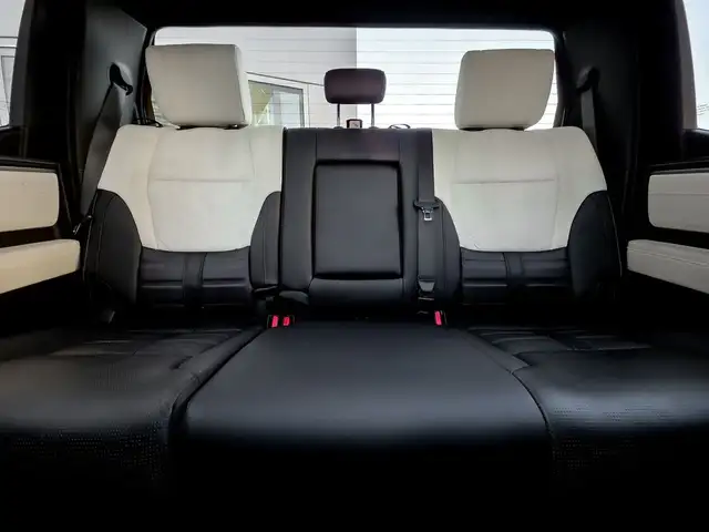 2023 Toyota Tundra 4x4 Crewmax Capstone Hybrid in Cars & Trucks in City of Toronto - Image 12