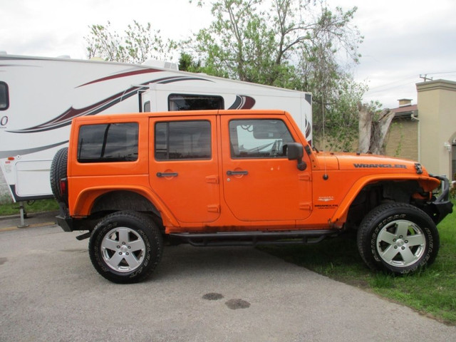 2012 Jeep Wrangler Unlimited Sahara 4x4 automatique 2 toit in Cars & Trucks in Laval / North Shore - Image 2