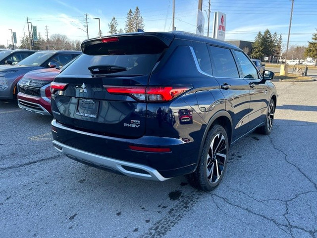 2023 Mitsubishi Outlander PHEV GT S-AWC in Cars & Trucks in Ottawa - Image 4