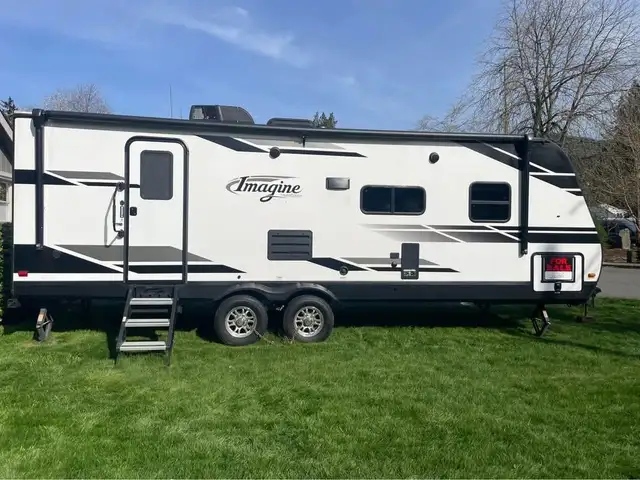 2021 GRAND DESIGN IMAGINE TRAVEL TRAILER 28FT -WHITE! in Cargo & Utility Trailers in Dartmouth - Image 2
