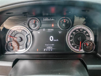Diamond Black Crystal Pearlcoat 2019 Ram 1500 Classic 8-Speed Automatic HEMI 5.7L V8 Multi Displacem... (image 9)