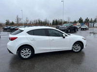 Be the talk of the town in this SUPER CLEAN, low mileage, WELL-EQUIPPED 2015 Mazda3 GS hatchback!! F... (image 8)