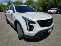 ***LOW MILEAGE***FULLY LOADED*** SUPER LUXURIOUS WHITE PEARL ON BLACK CADILLAC SPORTS-UTILITY VEHICL... (image 6)