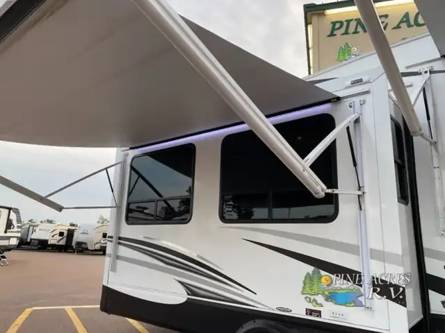 2021 Jayco Eagle 321RSTS in Travel Trailers & Campers in Truro - Image 5
