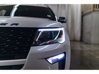 **ACCIDENT FREE - MECHANICALLY CERTIFIED** 111,824 KM This 2018 Ford Explorer AWD Sport is powered b... (image 4)