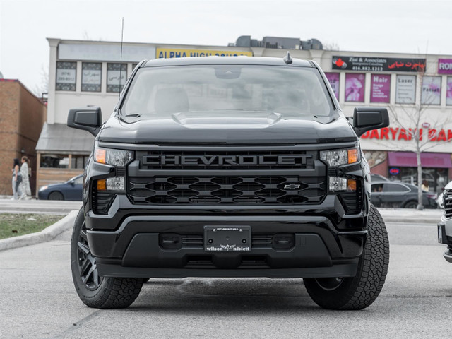 2025 Chevrolet Silverado 1500 Custom- Black-Out Pkg | Black Assi in Cars & Trucks in Markham / York Region - Image 2