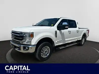 Looking for towing power and a truck that packs a punch? This WHITE Ford Super Duty pickups offer a...