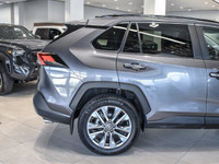 NO ACCIDENTS | JUST SERVICED | LOW KMS | TOYOTA CERTIFIED Engine: Regular Unleaded I-4 2.5 L/152 Oth... (image 6)