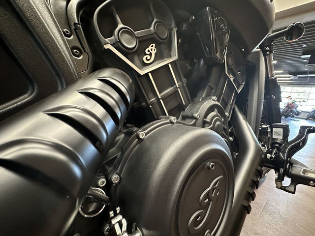 2023 Indian Scout Bobber Sixty ABS Black Smoke in Street, Cruisers & Choppers in Strathcona County - Image 2