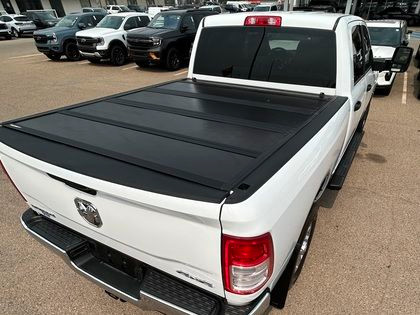 2024 Ram 2500 BIG HORN 4X4 CREW CAB *LOW KMS* w/CUMMINS DIESEL in Cars & Trucks in Edmonton - Image 4