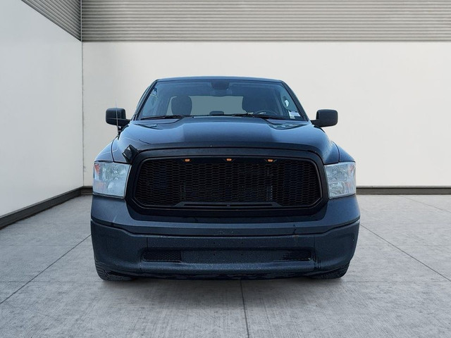 2021 Ram 1500 Classic Classic Quad Cab 4x4 6 Passagers Air clima in Cars & Trucks in Laval / North Shore - Image 2