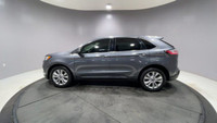 NAVIGATION, LANE DEPARTURE WARNING, BLIND SPOT MONITOR, LEATHER SEATS, REMOTE ENGINE START Unveiling... (image 5)