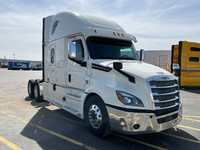 2019 Freightliner T12664ST