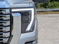 Max Trailering Package - Technology Package - GMC Protection Package - Remote Vehicle Start *Find yo... (image 6)