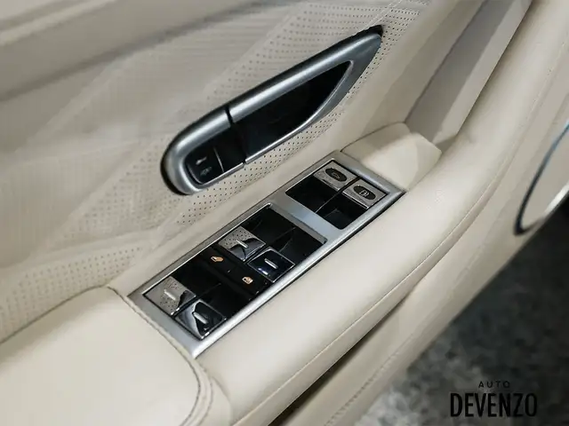 2013 Bentley Continental GT W12 567HP Mulliner Specification in Cars & Trucks in Laval / North Shore - Image 14