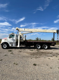 2007 Sterling LT7500 With National 671E Straight Boom