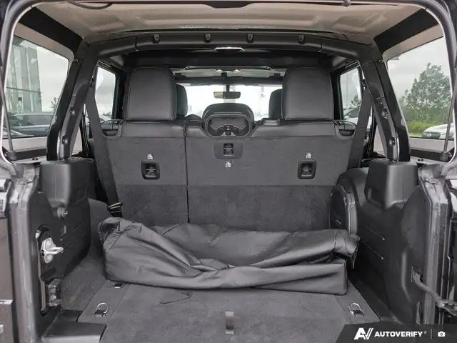 2021 Jeep Wrangler Unlimited Altitude in Cars & Trucks in Mississauga / Peel Region - Image 15