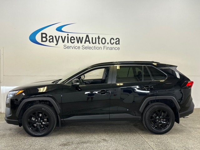 2022 Toyota RAV4 XLE XLE! AWD! ROOF! 48,000KM! in Cars & Trucks in Belleville