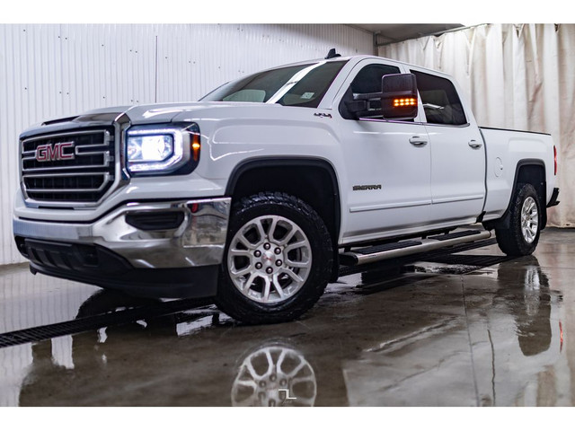 2017 GMC Sierra 1500 4x4 Crew Cab SLE BCam in Cars & Trucks in Grande Prairie - Image 4