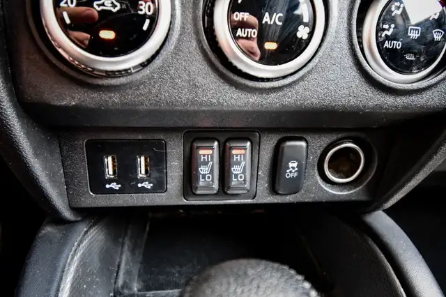2021 Mitsubishi RVR SE AWC • HEATED SEATS • REAR CAM • CP/AA in Cars & Trucks in Ottawa - Image 21
