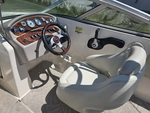 2005 Rinker Boat Co CAPTIVE 212 CAPTAINS CALL COSRCA EXHAUST FIN in Powerboats & Motorboats in Saskatoon - Image 11