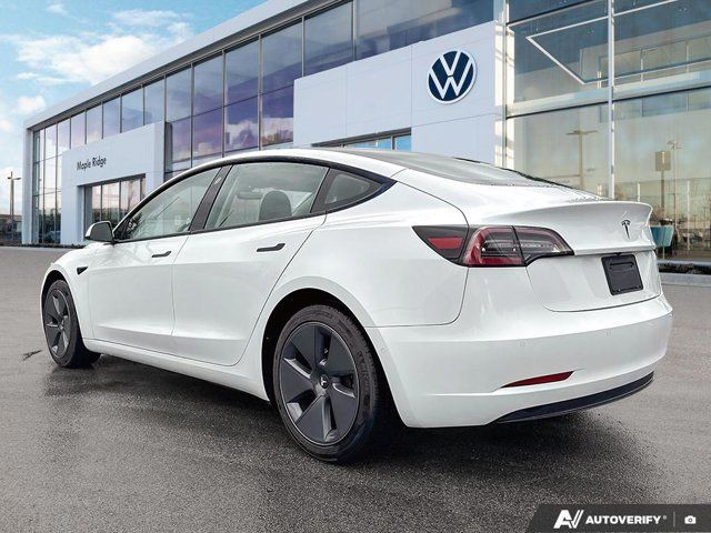 2022 Tesla Model 3 in Cars & Trucks in Tricities/Pitt/Maple - Image 3