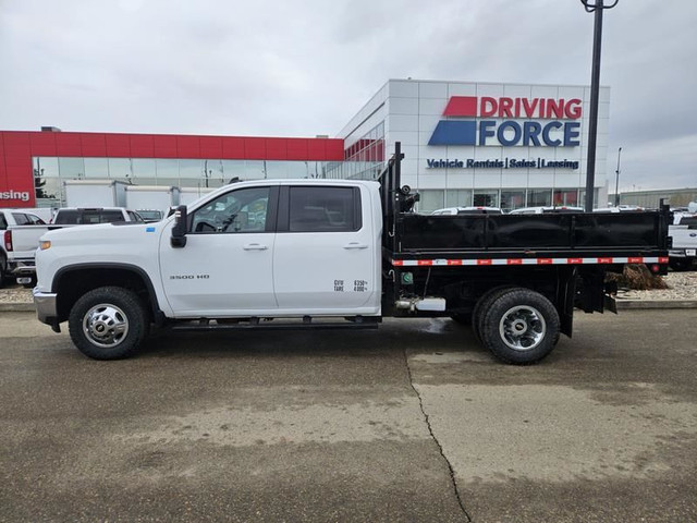 2023 Chevrolet Silverado 3500HD LT in Cars & Trucks in St. Albert - Image 4