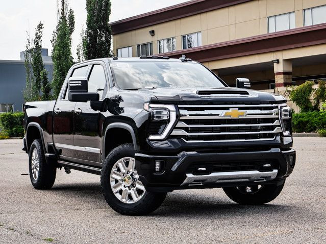 2025 Chevrolet Silverado 3500HD High Country in Cars & Trucks in Strathcona County - Image 2
