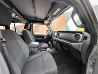 { CERTIFIED PRE-OWNED } THIS VEHICLE COMES FULLY CERTIFIED WITH A SAFETY CERTIFICATE & SERVICED AT N... (image 9)