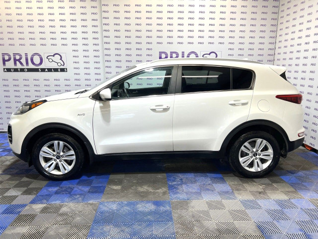 2018 Kia Sportage in Cars & Trucks in Ottawa - Image 2