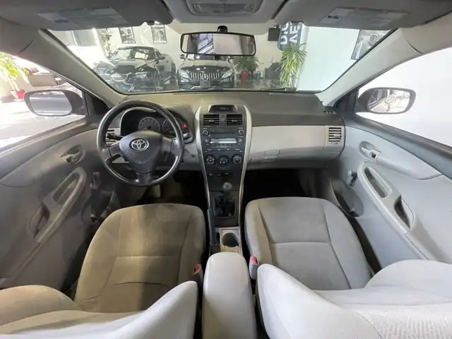 2012 Toyota Corolla CE in Cars & Trucks in City of Montréal - Image 18