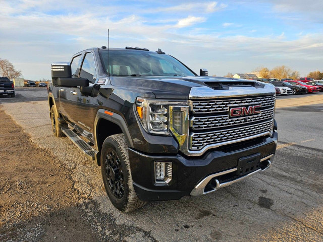 2020 GMC Sierra 2500HD in Cars & Trucks in Ottawa - Image 4