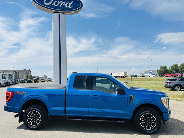 2021 Ford F-150 XLT SPORT! / 302A! / LOW KM! / FORDPASS! / RSTAR in Cars & Trucks in Edmonton - Image 3